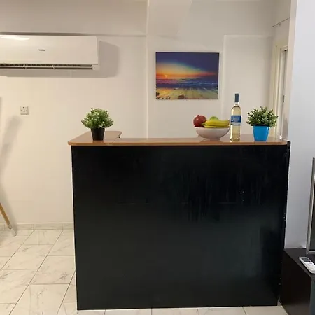 Apartament Miriams Apt In The Center Of Finikoudes-